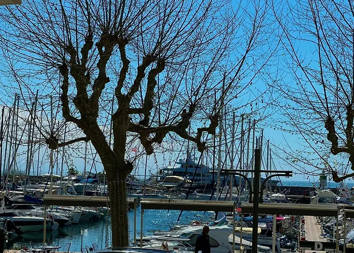 شقة 2 People Facing The Old Port *